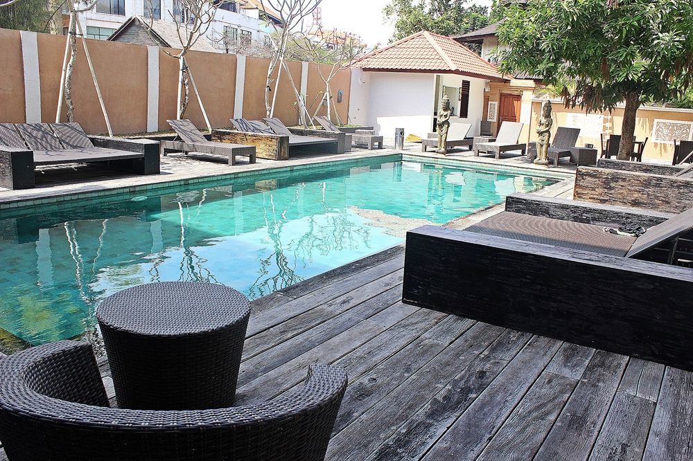 Mirah Hostel Legian  Exterior photo